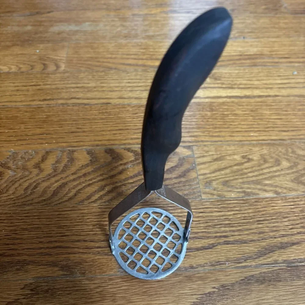 Vintage Cutco No. 14 Potato Masher Stainless Steel Brown Swirl Handle USA